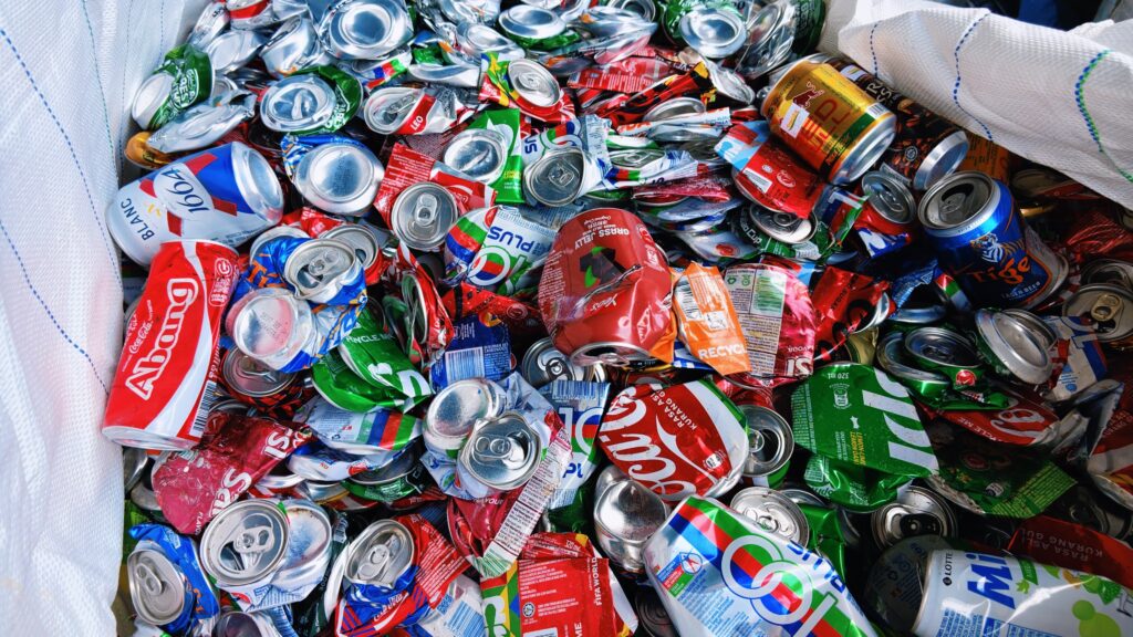 Aluminium cans for recycling